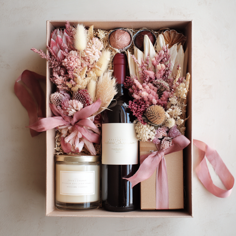 Premium Hamper with Wine – Indulge in Luxury